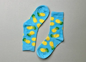 Tropical Toes